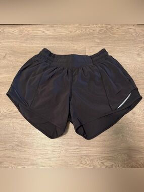 Lululemon Hotty Hot Shorts Size 4 Tall Athletic Long Black